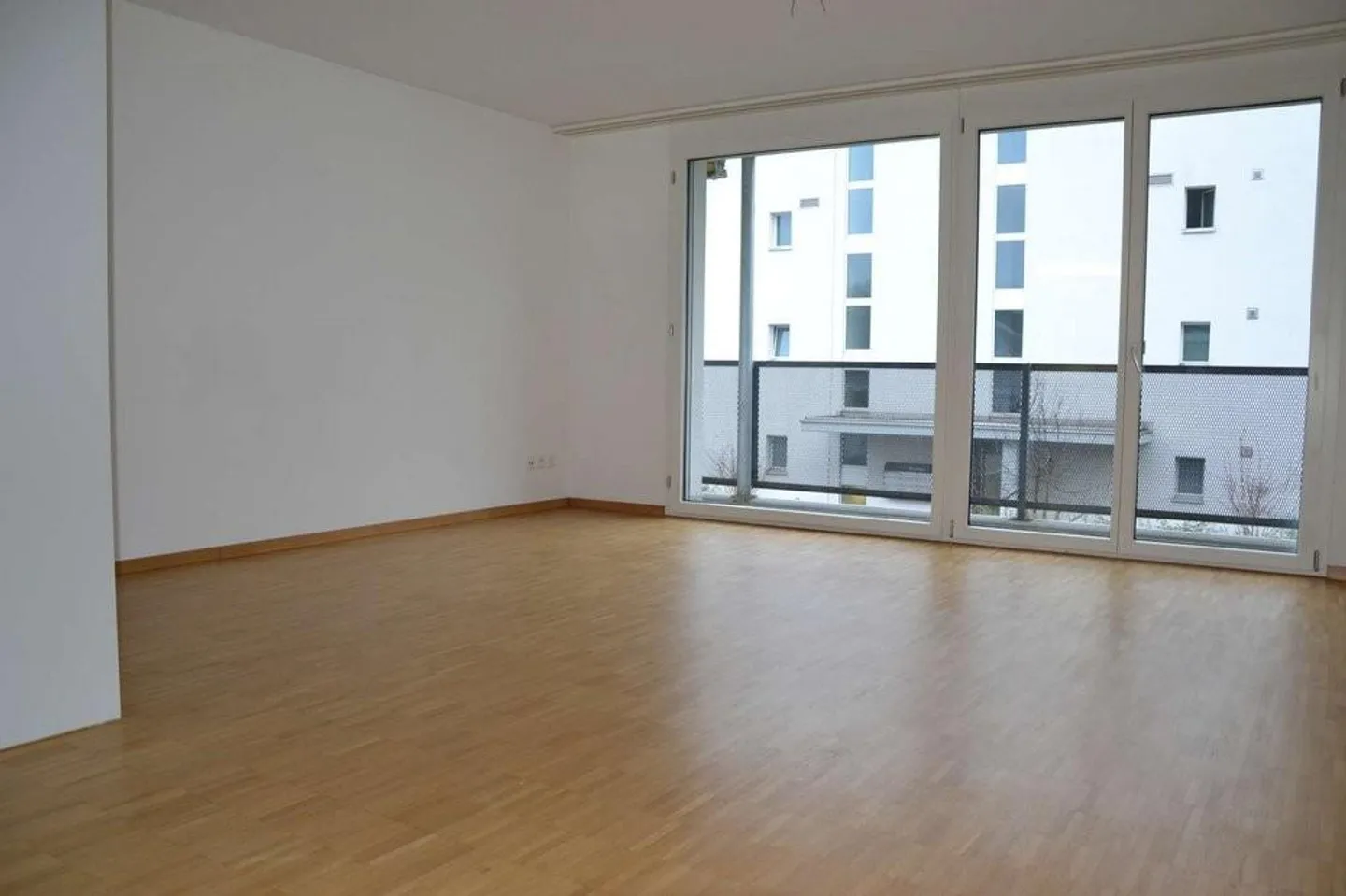 Geräumige Wohnung für Pendler - Foto 3 von 8