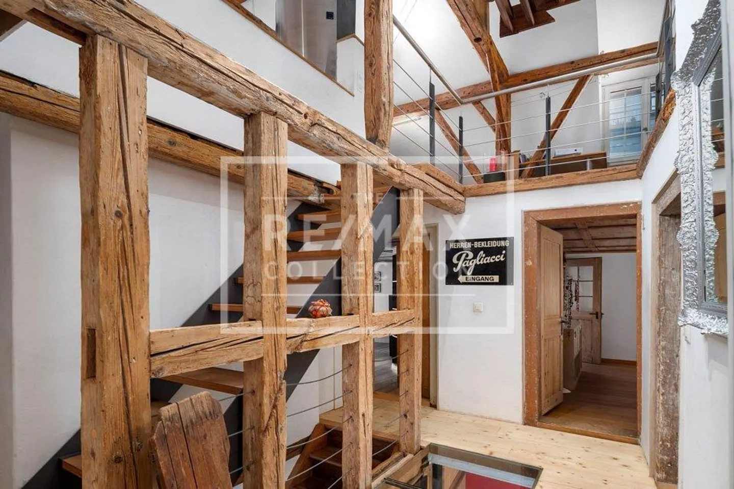 Beautiful 7-room single-family home with high-quality interior design in Horgen - Photo 1 of 13