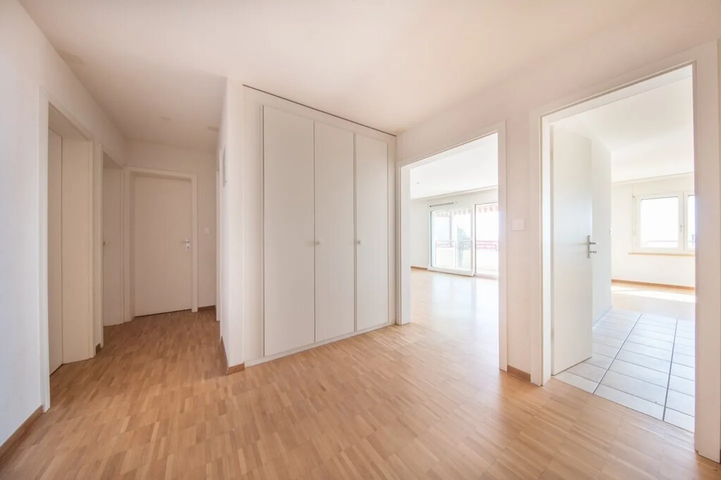 Zu ergreifen! Wunderschöne Wohnung in Neuchâtel! - Foto 2 von 6