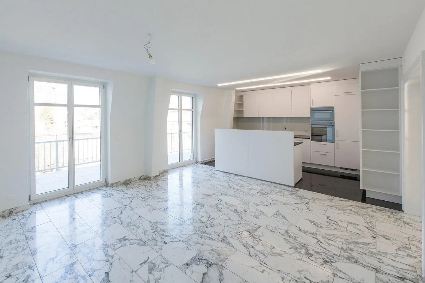 Maison Unique dans un Emplacement Privilégié : Profitez d'un Habitat Exclusif - Photo 6 sur 13