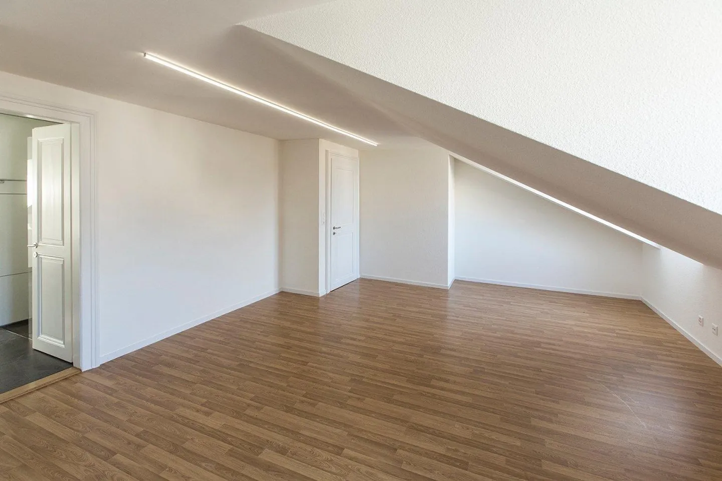 Maison Unique dans un Emplacement Privilégié : Profitez d'un Habitat Exclusif - Photo 10 sur 13