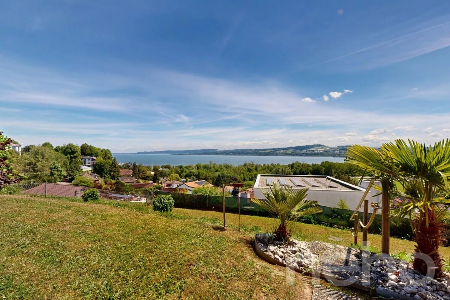 Magnifique villa avec vue sur le lac - Photo 2 sur 13