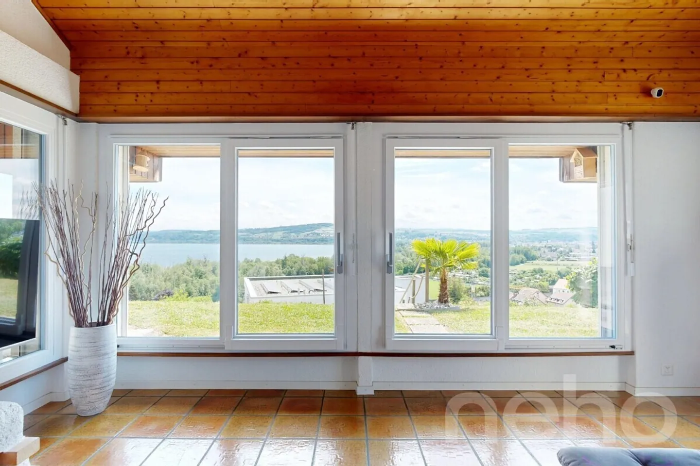 Magnifique villa avec vue sur le lac - Photo 4 sur 13