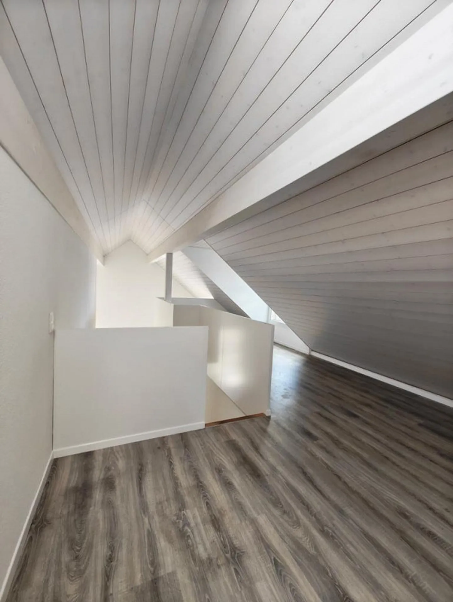 Appartamento duplex moderno di 3,5 locali al 3° piano - Foto 6 di 9