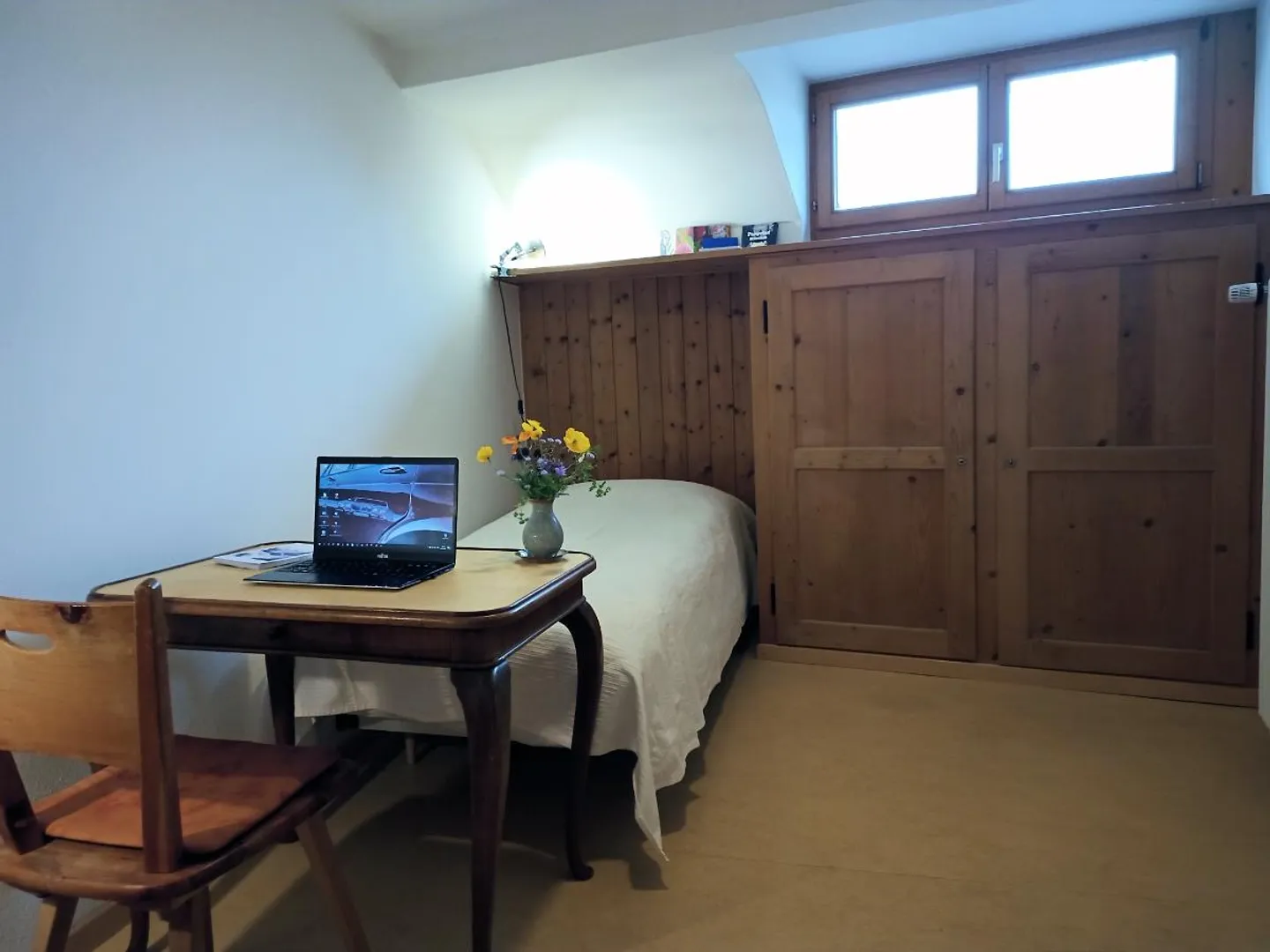 «Saisonale Vermietung von geräumiger Dachwohnung mit Sonnenterrasse» - Foto 4 von 10