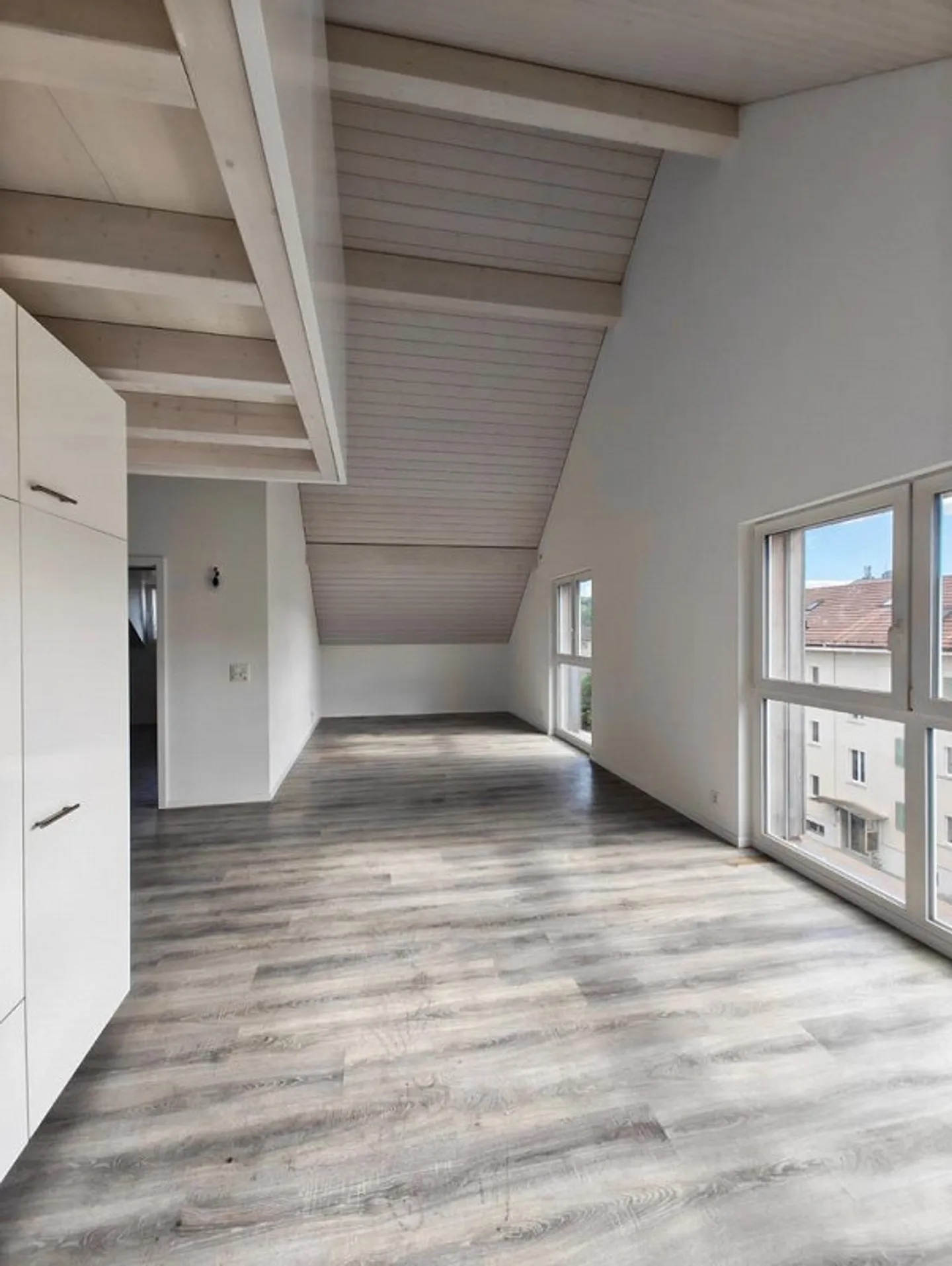 Appartamento duplex moderno di 3,5 locali al 3° piano - Foto 2 di 9