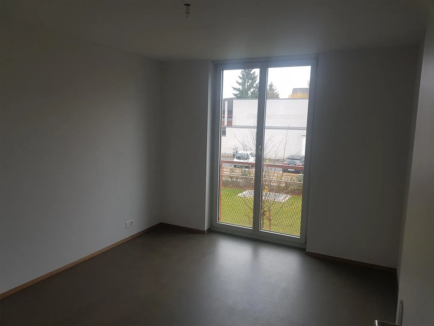 Appartement de 3.5 pièces dans un emplacement très central avec coin jardin - Photo 9 sur 10
