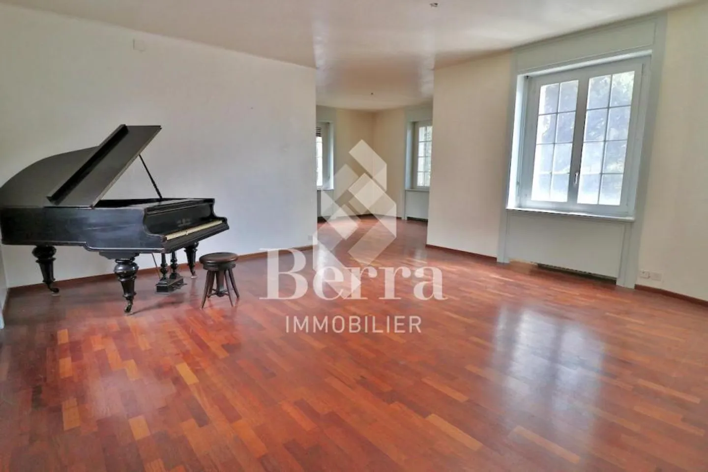 Manoir avec 2 appartements + grenier - Offre rare !!! - Photo 4 sur 13