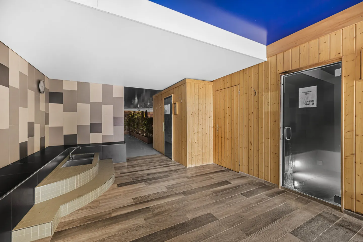 Modern Commercial Space in Affoltern - Photo 8 of 15