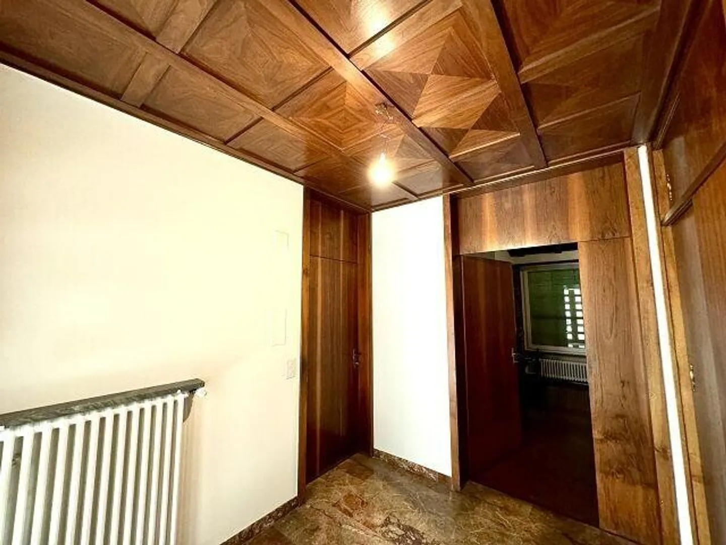 Appartamento ultimo piano di 6 1/2 locali con giardino e parcella - Foto 13 di 13