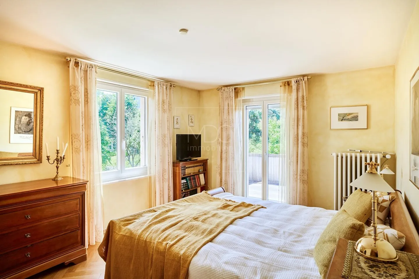 Beautiful bright individual villa with nice garden in Payerne - Photo 7 of 14