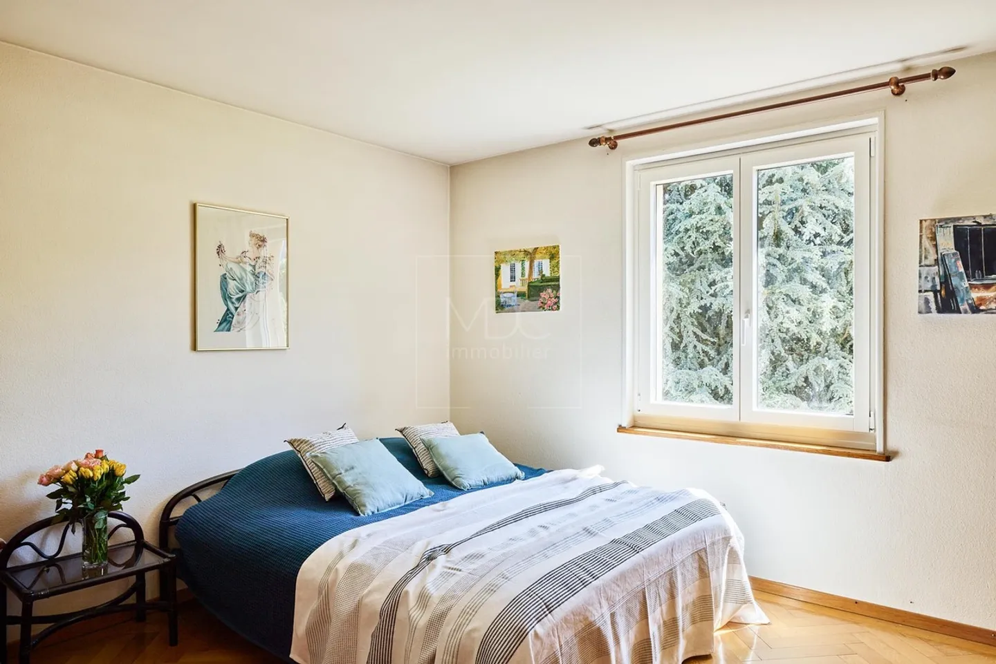 Beautiful bright individual villa with nice garden in Payerne - Photo 8 of 14