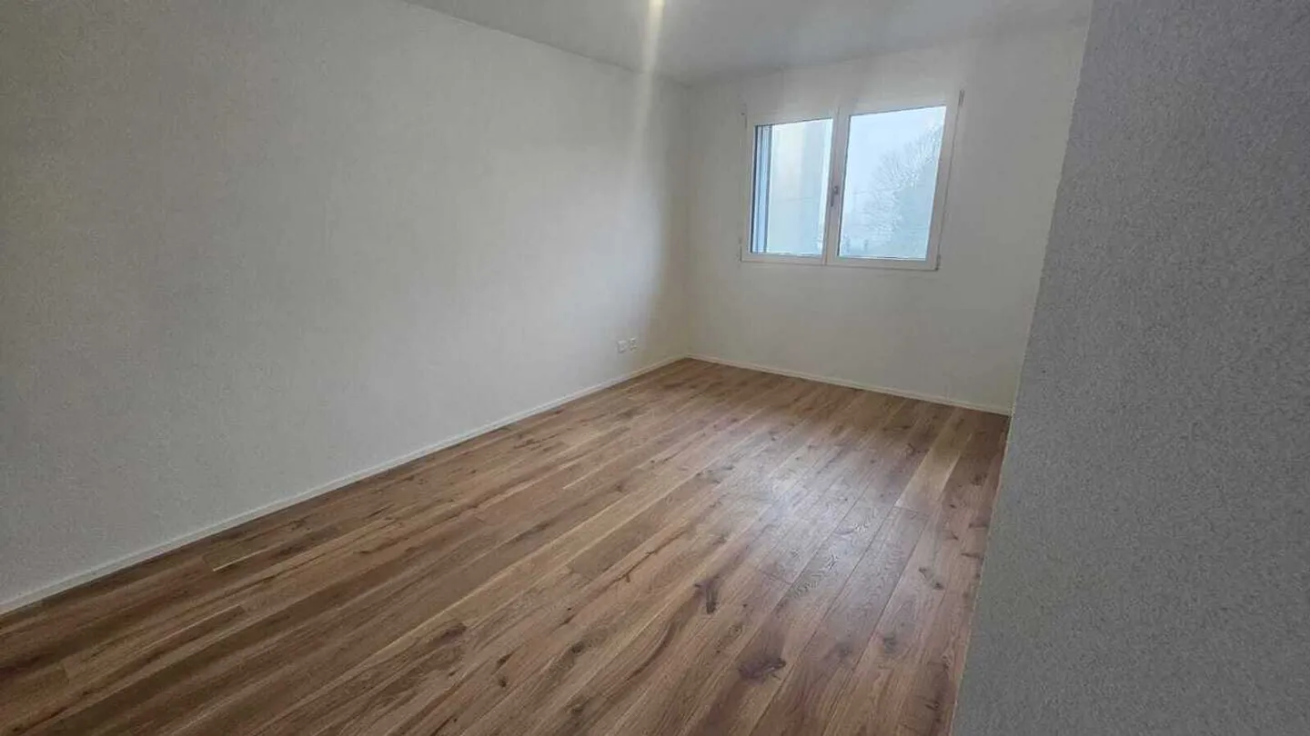 New 3.5 room apartment of approx. 77 m2 in the center of Domdidier / FR - Photo 7 of 10