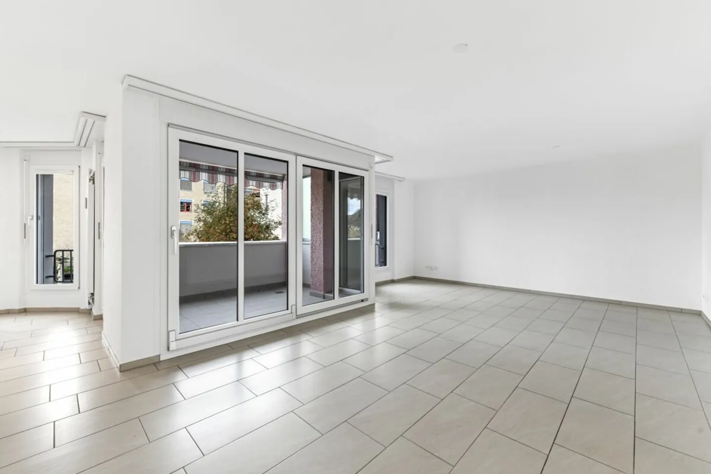 Wohnung kaufen - Foto 1 von 22