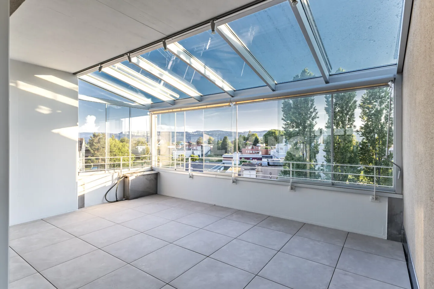 Living comfort with large terrace - Photo 7 of 7