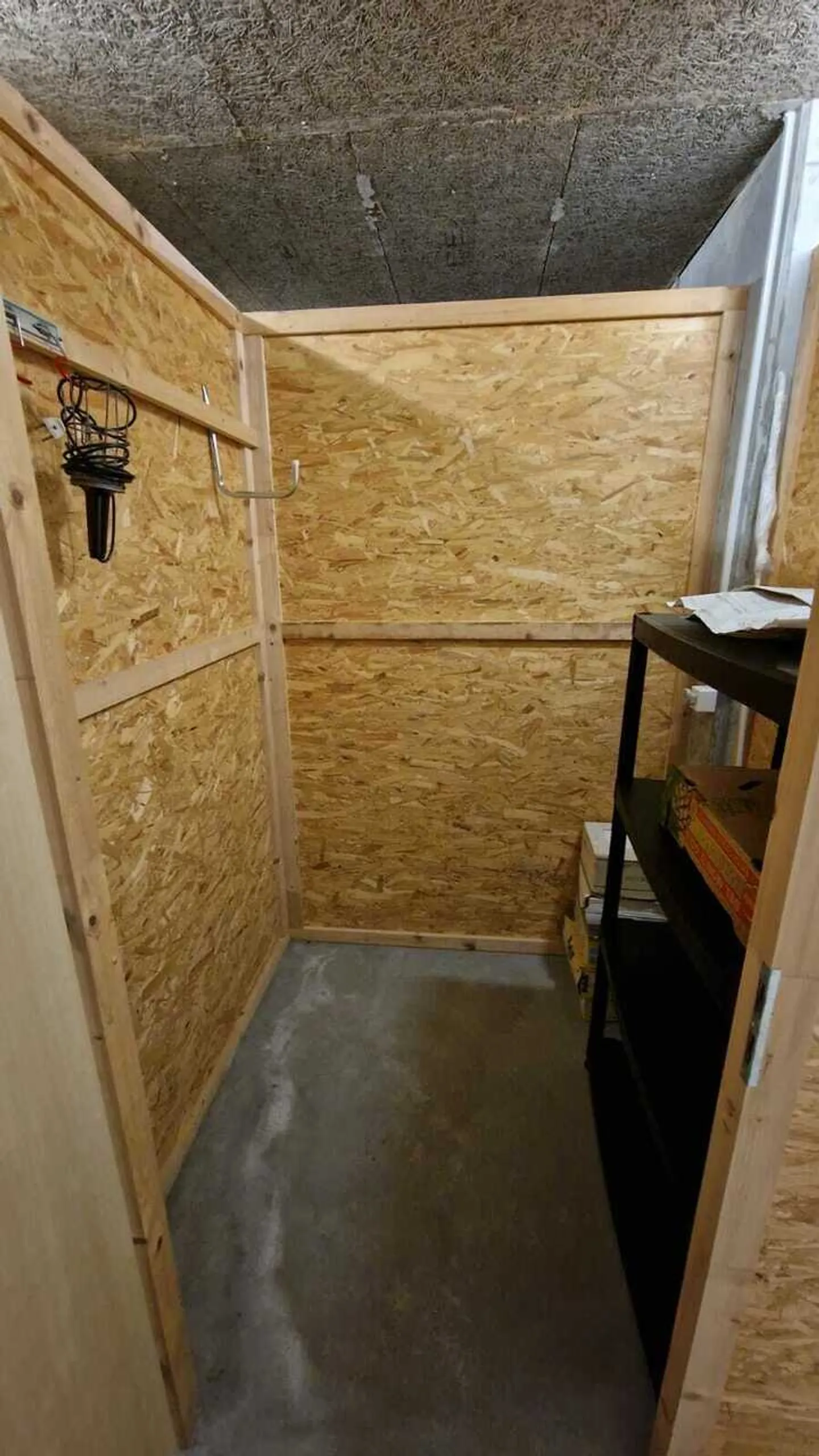 MOLTO BEL APPARTAMENTO 2 STANZE - COME NUOVO - SITUATO NEL COMPLESSO BAINS DE SAILLON - Foto 14 di 15