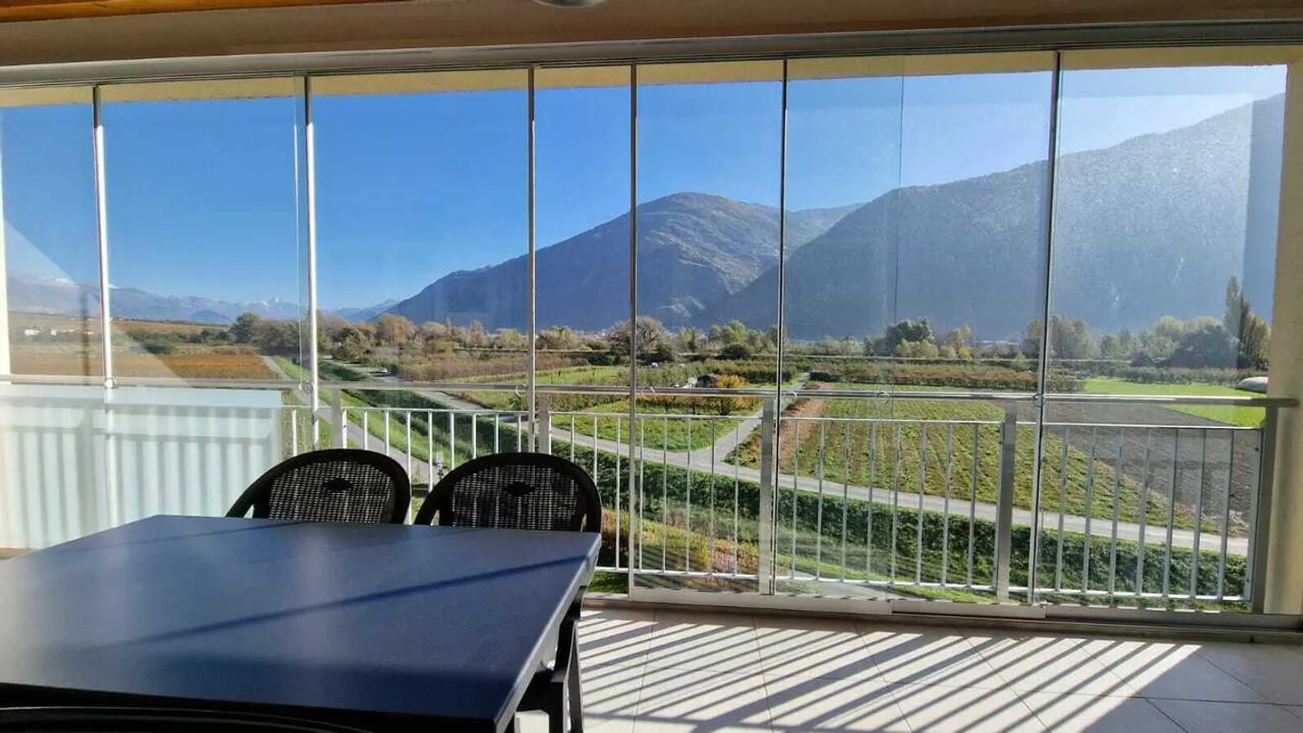 MOLTO BEL APPARTAMENTO 2 STANZE - COME NUOVO - SITUATO NEL COMPLESSO BAINS DE SAILLON - Foto 9 di 15