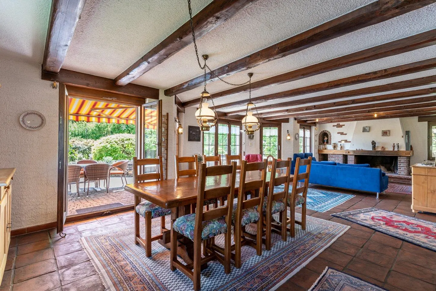 Spacious 8-Room House - 2607 m2 Plot at the Edge of the Forest - Room for.... - Photo 3 of 8