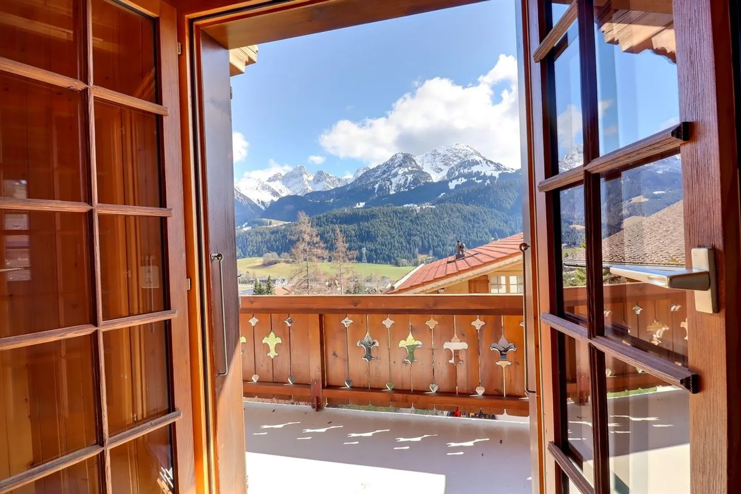 Piacevole duplex attico in vendita a Château-d'Oex - Foto 3 di 13