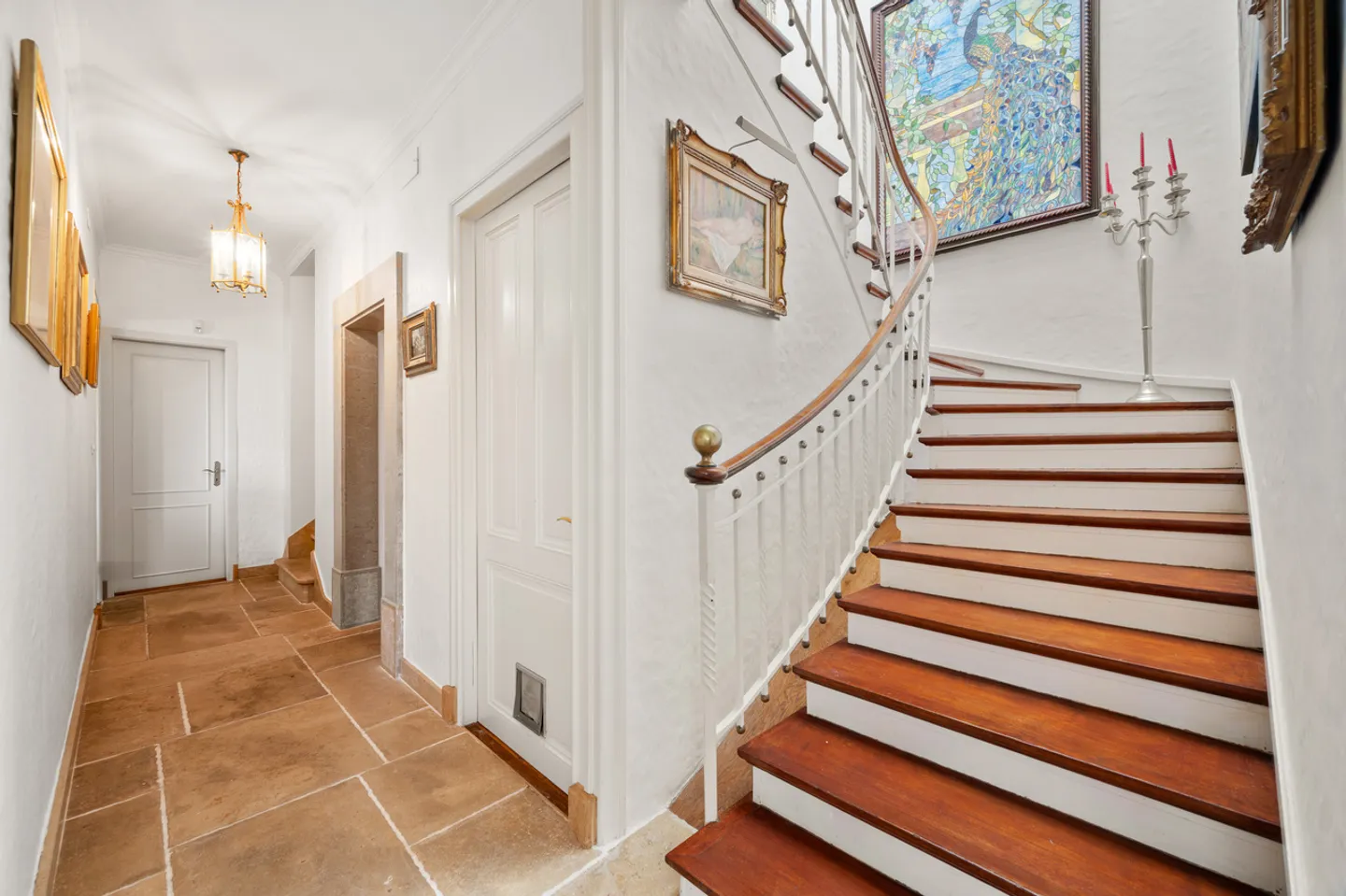 Exceptional estate overlooking the Riviera, spectacular view of the Lake - Photo 9 of 24