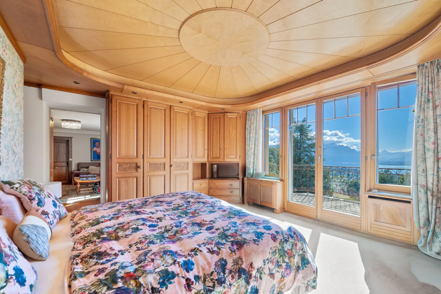 Exceptional estate overlooking the Riviera, spectacular view of the Lake - Photo 15 of 24