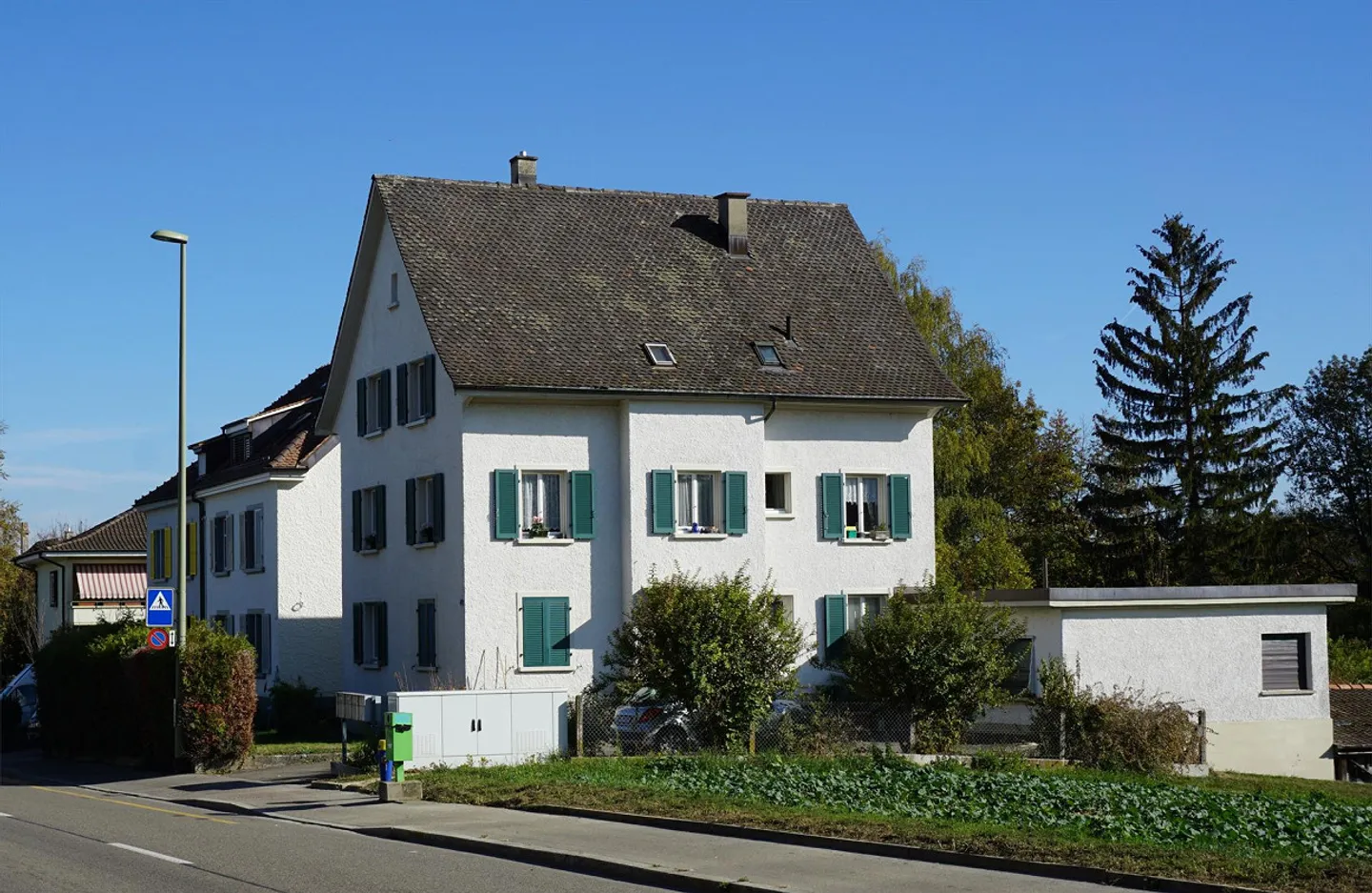 Kleines attraktives Mehrfamilienhaus mit 4 Wohnungen - Foto 2 von 10
