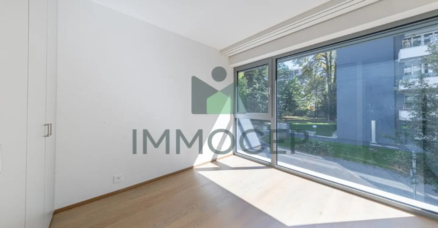 Exklusivität: Großes 4-Zimmer-Apartment von 84 m2 in Eaux - Vives - Foto 4 von 9