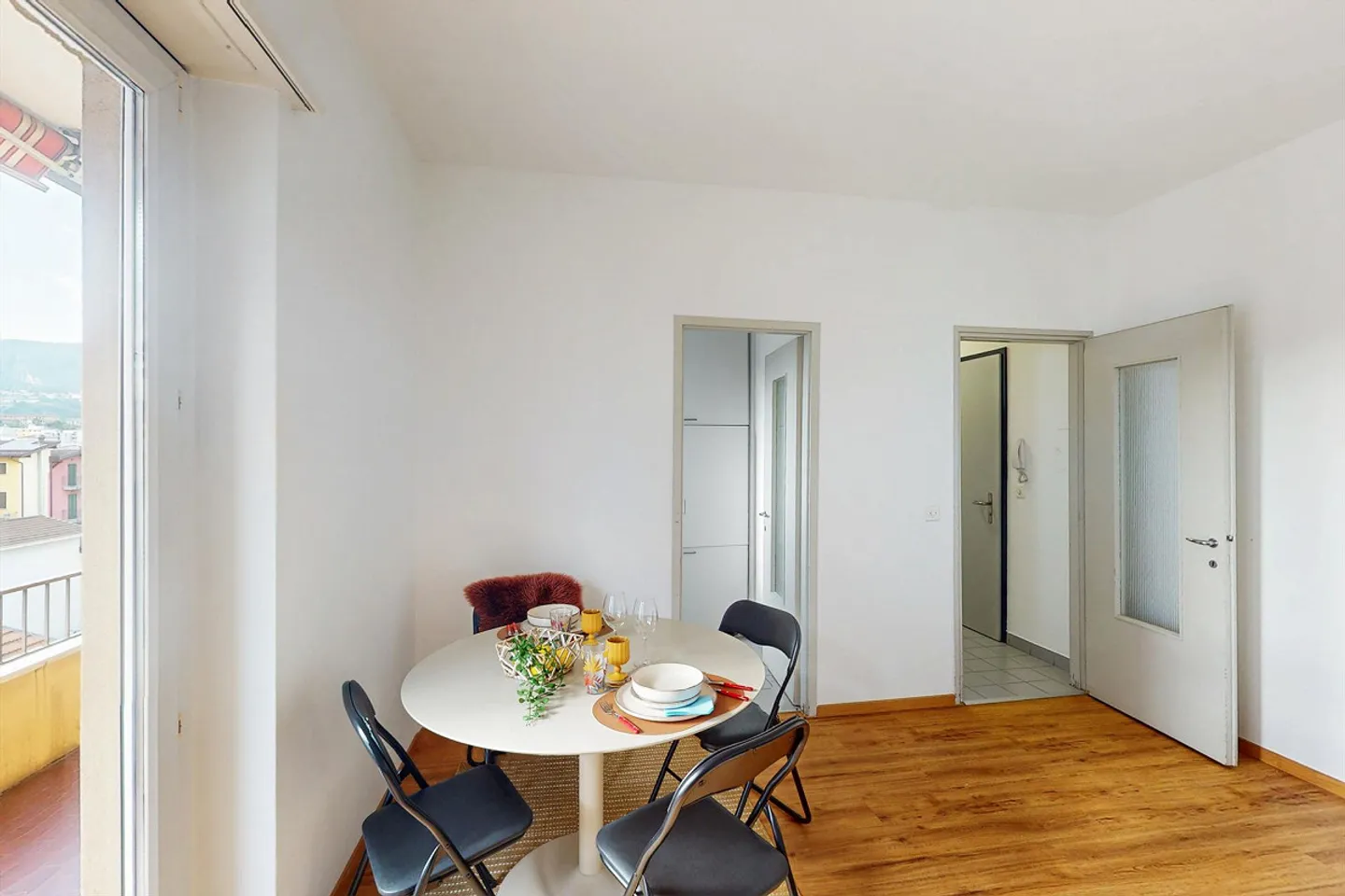 Appartement à louer - Photo 2 sur 10
