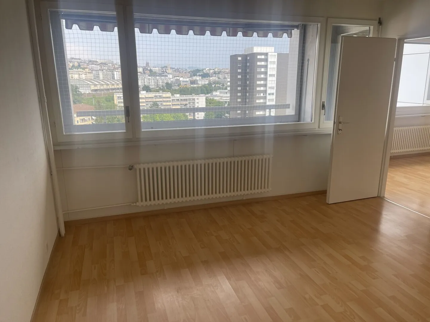 Centro di Malley! Ristrutturato! Vista splendida! - Foto 3 di 10