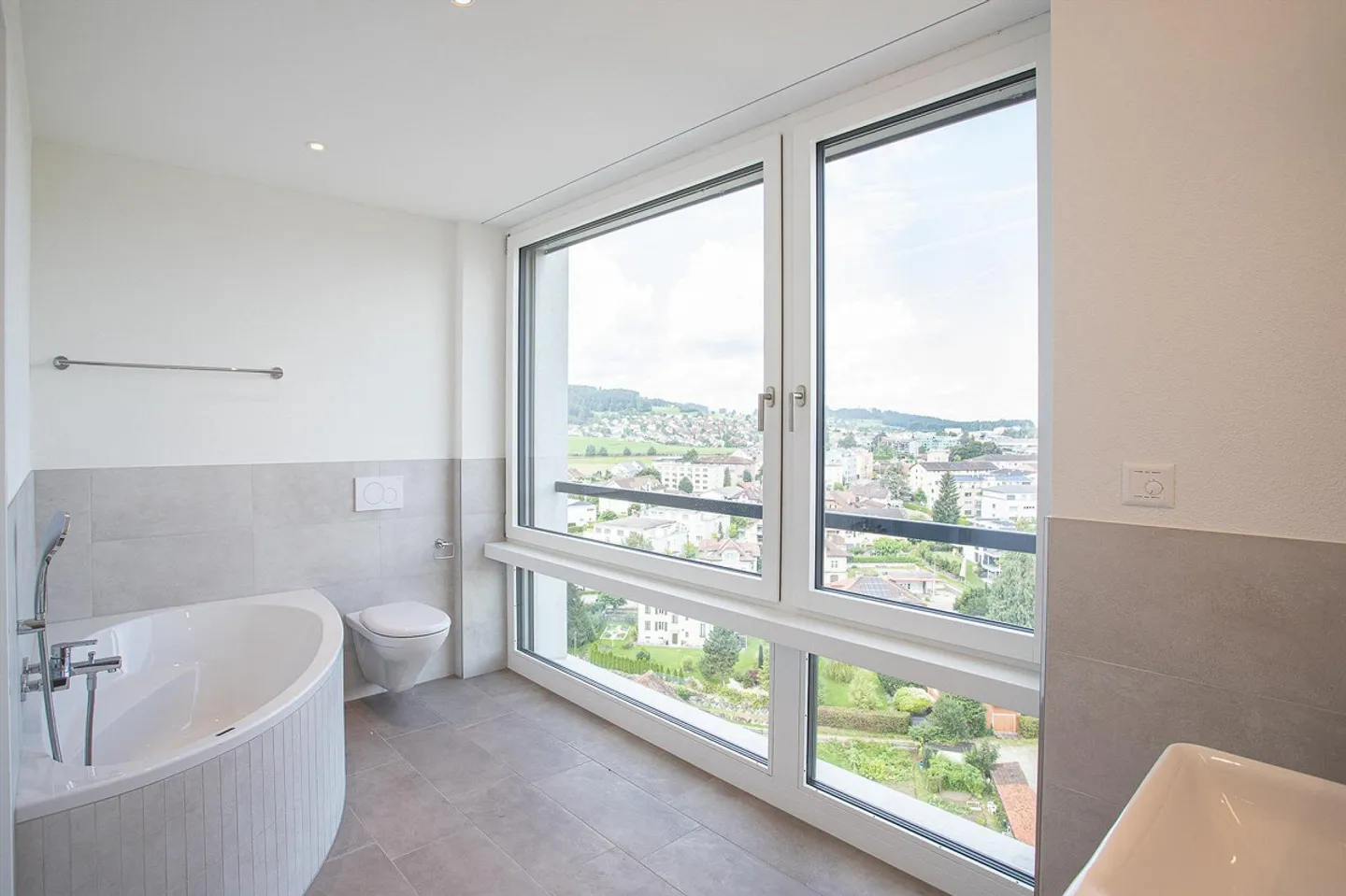 Vie moderne avec vue! - Photo 5 sur 8