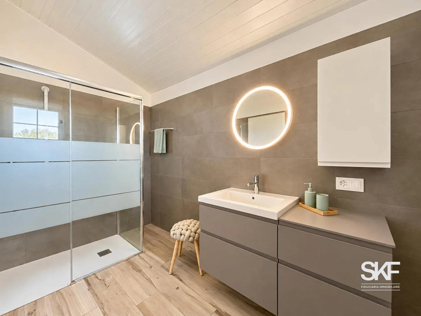 SAN PIETRO DI STABIO - MAISON INDIVIDUELLE MERVEILLEUSE - Photo 15 sur 24