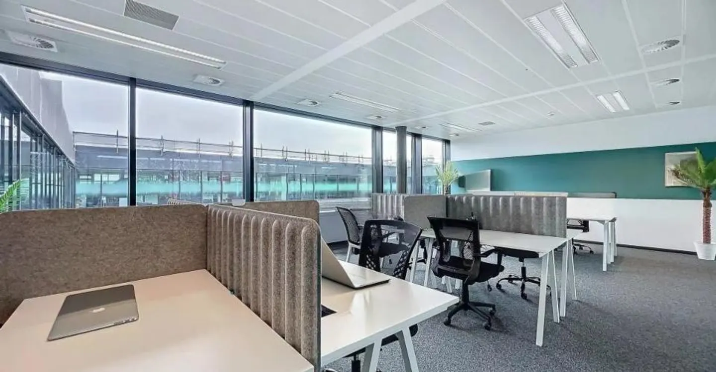Modern Office Space in Lignon - Photo 4 of 7
