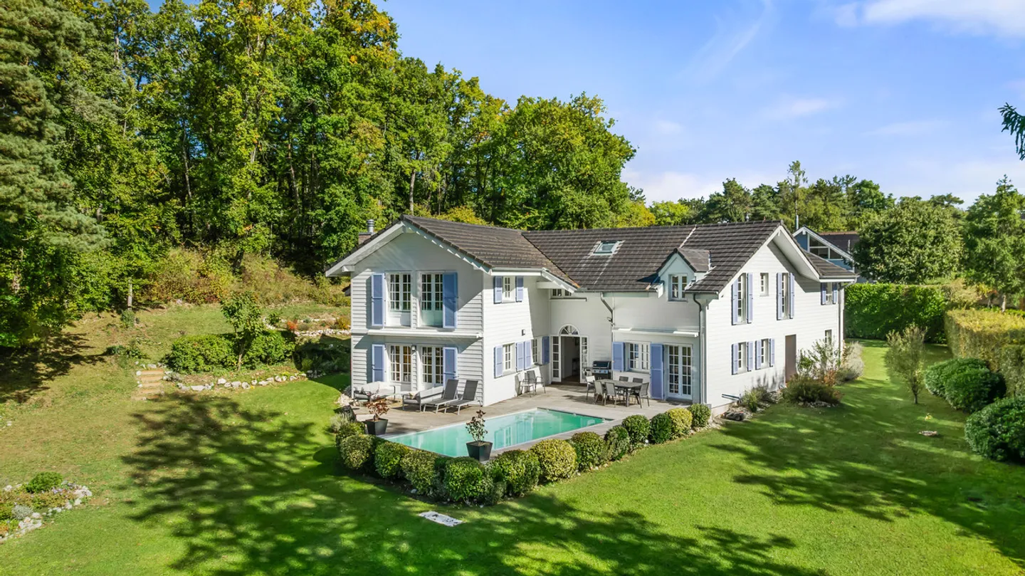 Superbe villa de 400m2 avec piscine, Gingins - Photo 2 sur 22