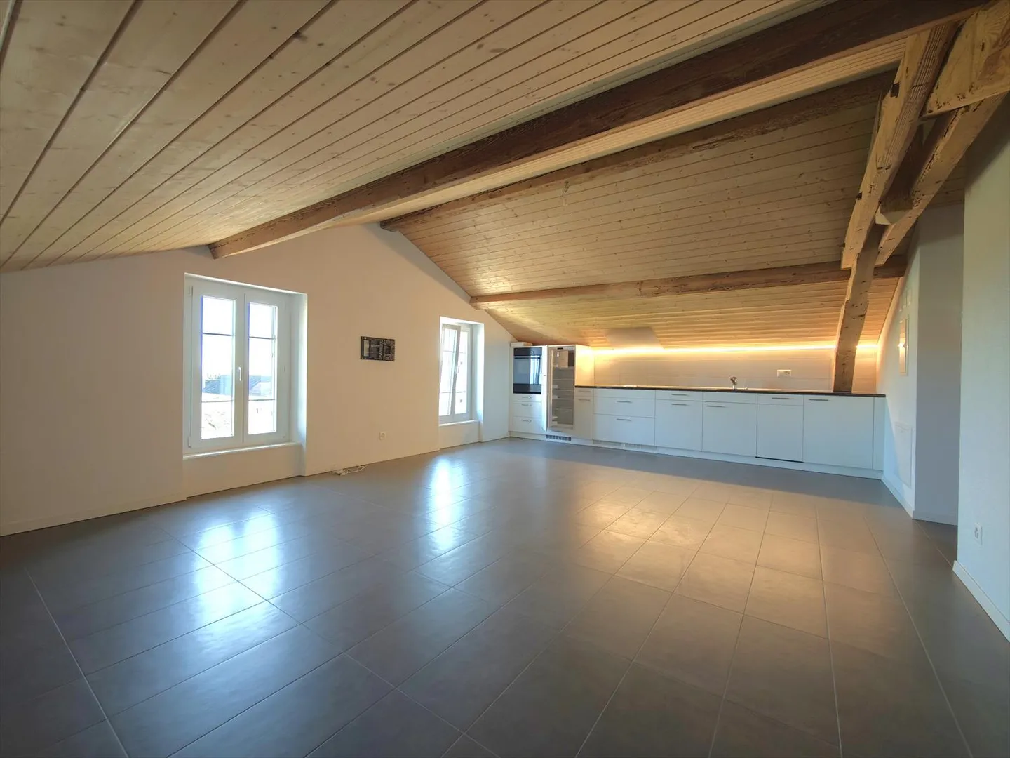 Appartamento 2.5 stanze - Foto 2 di 6