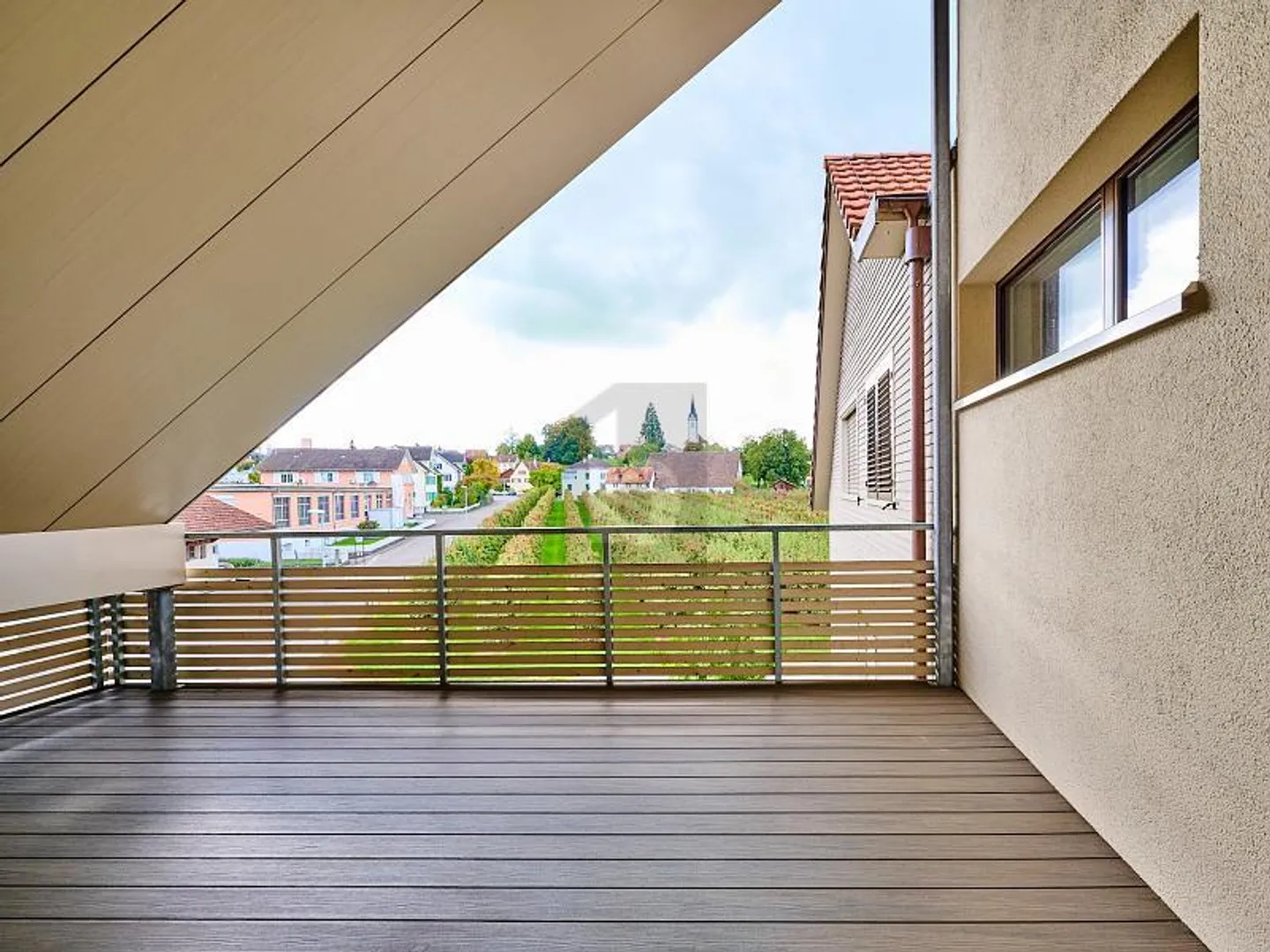 UNA CASA CON UNA SENSAZIONE DI VIVERE PARTICOLARE - Foto 5 di 6