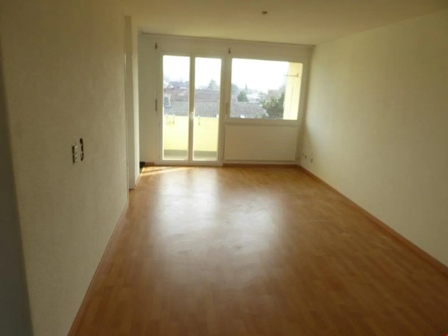 Incantevole appartamento di 3,5 locali a Sierre - Foto 1 di 9