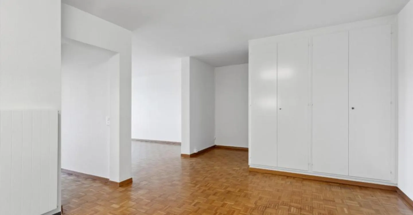 2-room apartment - close to amenities - Photo 8 of 9