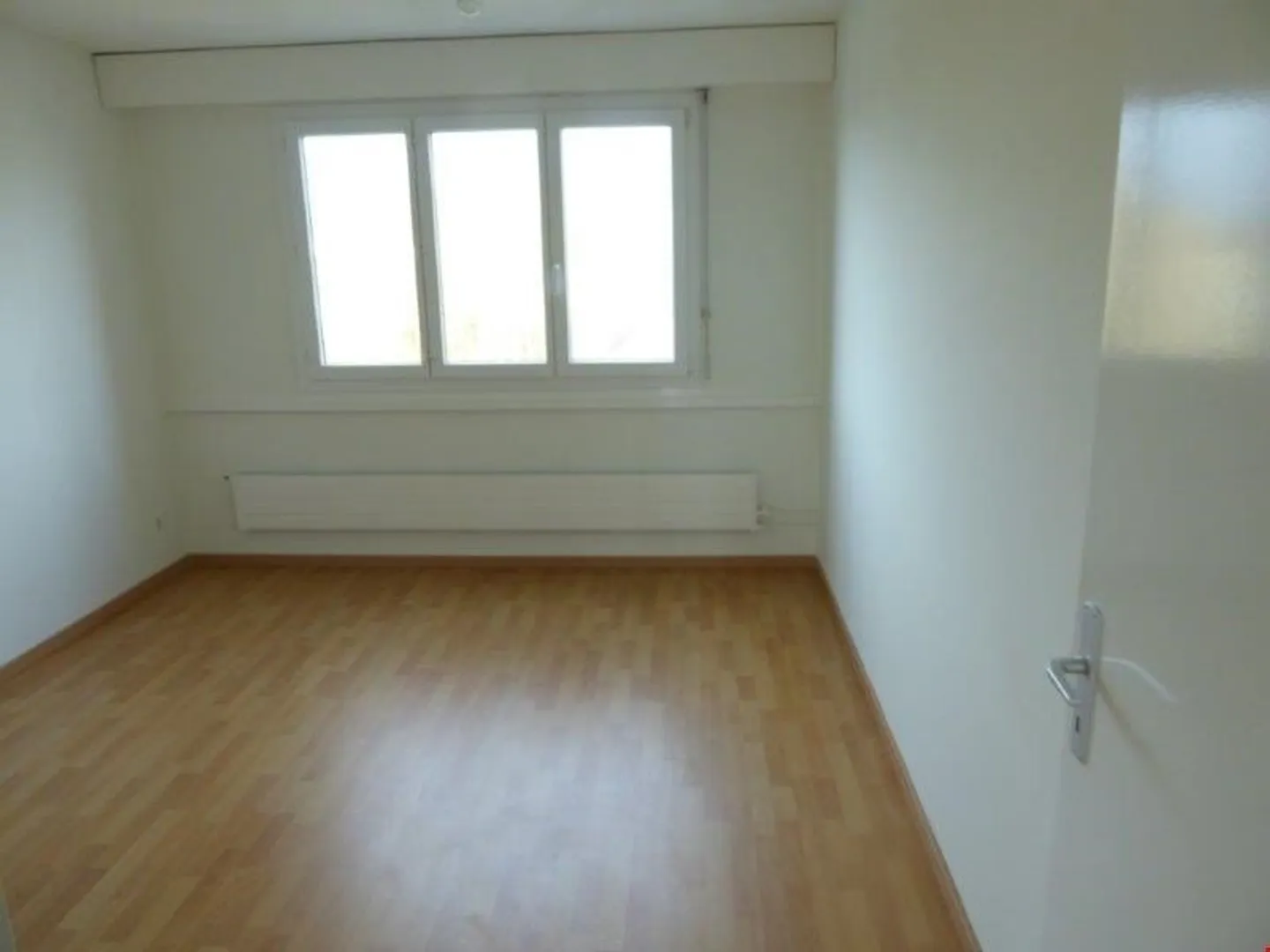 Incantevole appartamento di 3,5 locali a Sierre - Foto 2 di 9