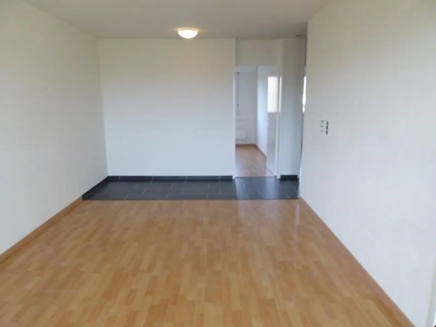 Incantevole appartamento di 3,5 locali a Sierre - Foto 4 di 9