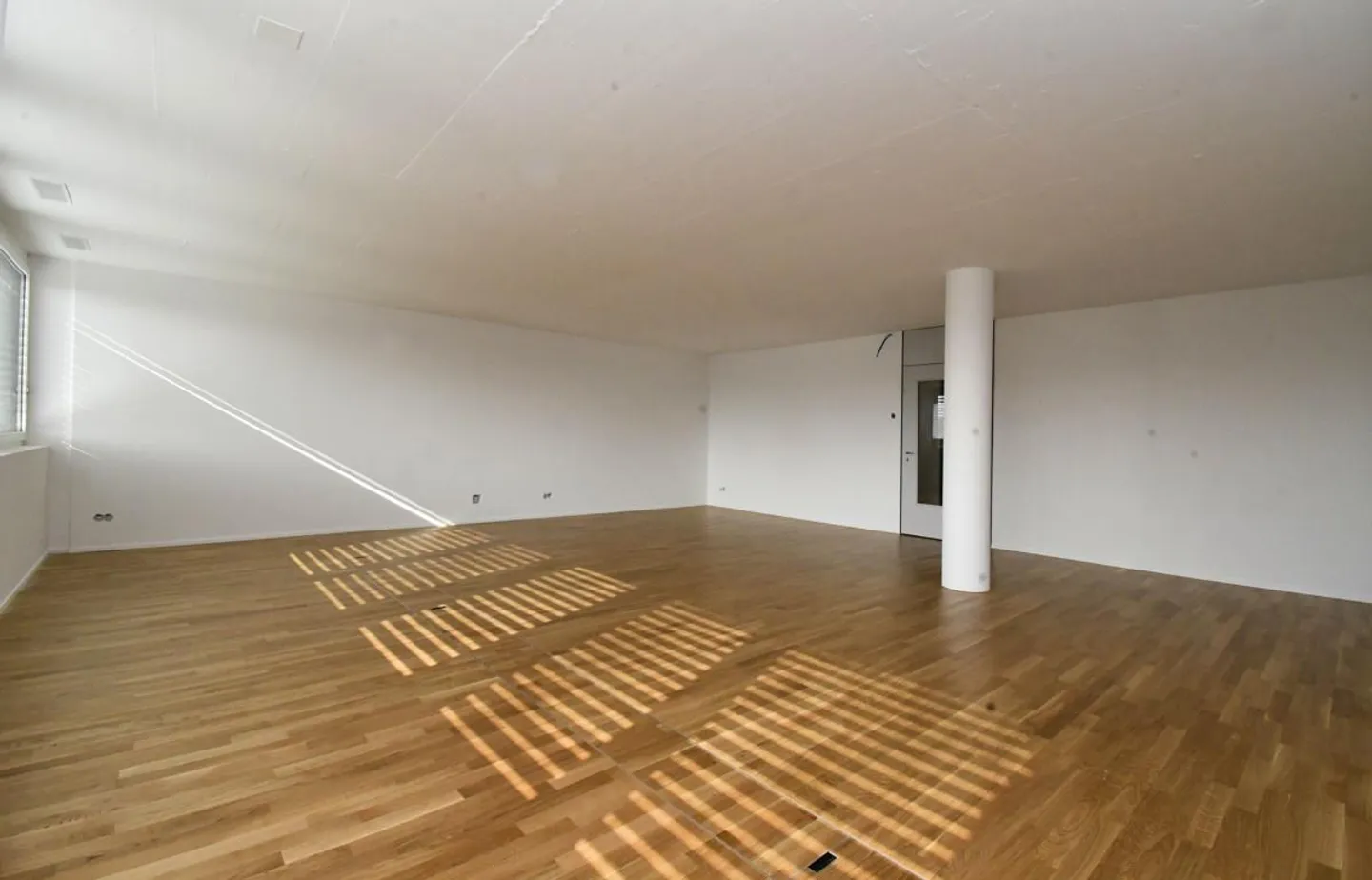 The Optimal Office - Photo 3 of 10