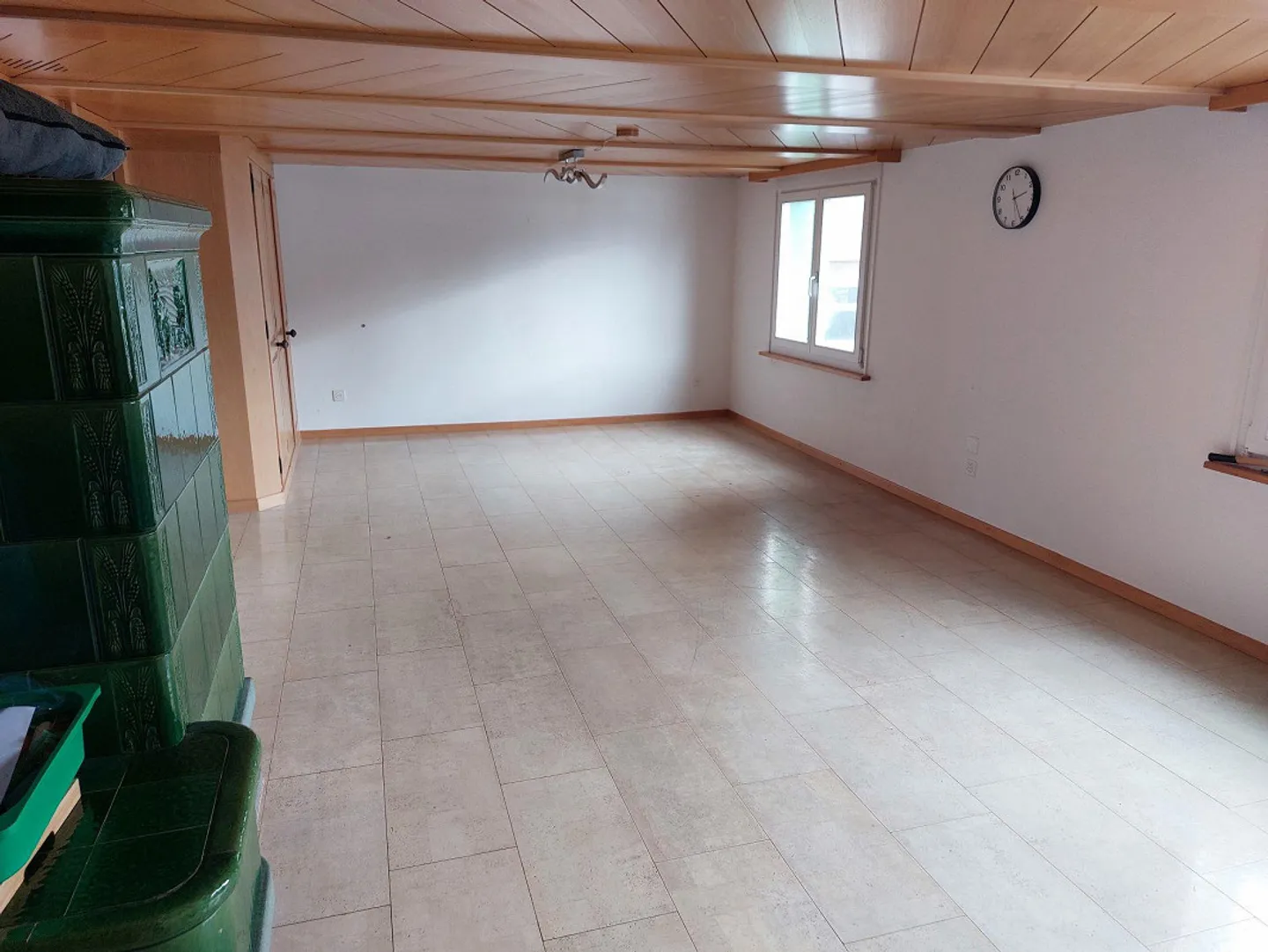 Con molto spazio sia all'interno che all'esterno - Foto 2 di 12