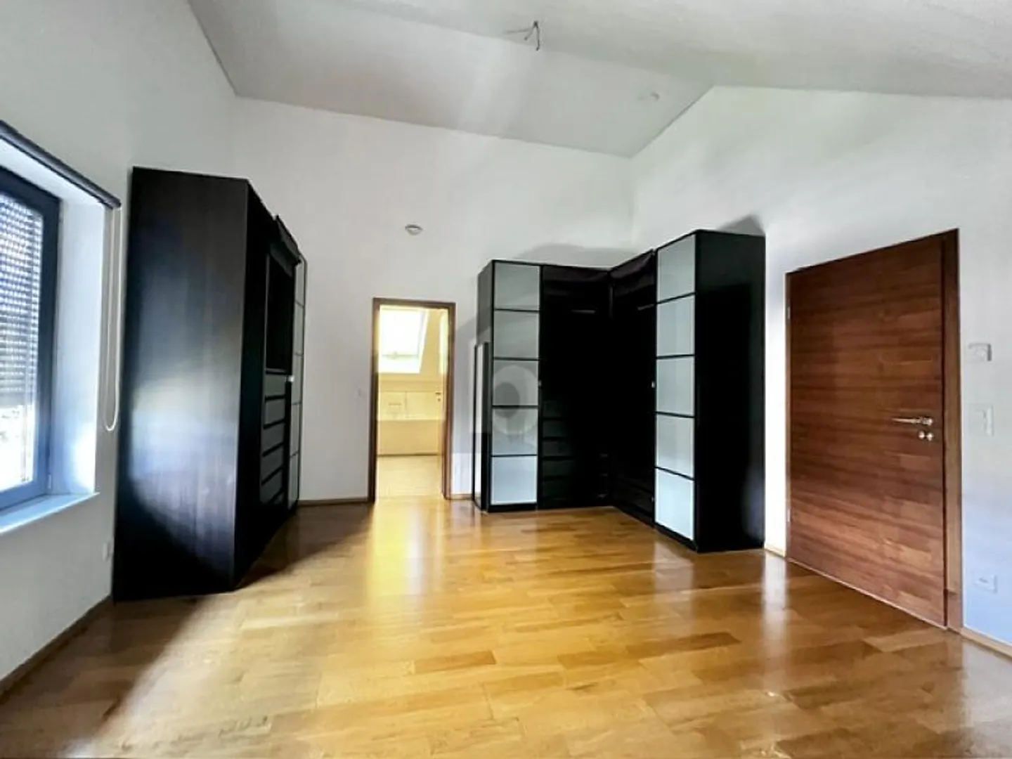 Geräumiges Familienhaus in Prangins - Foto 4 von 6