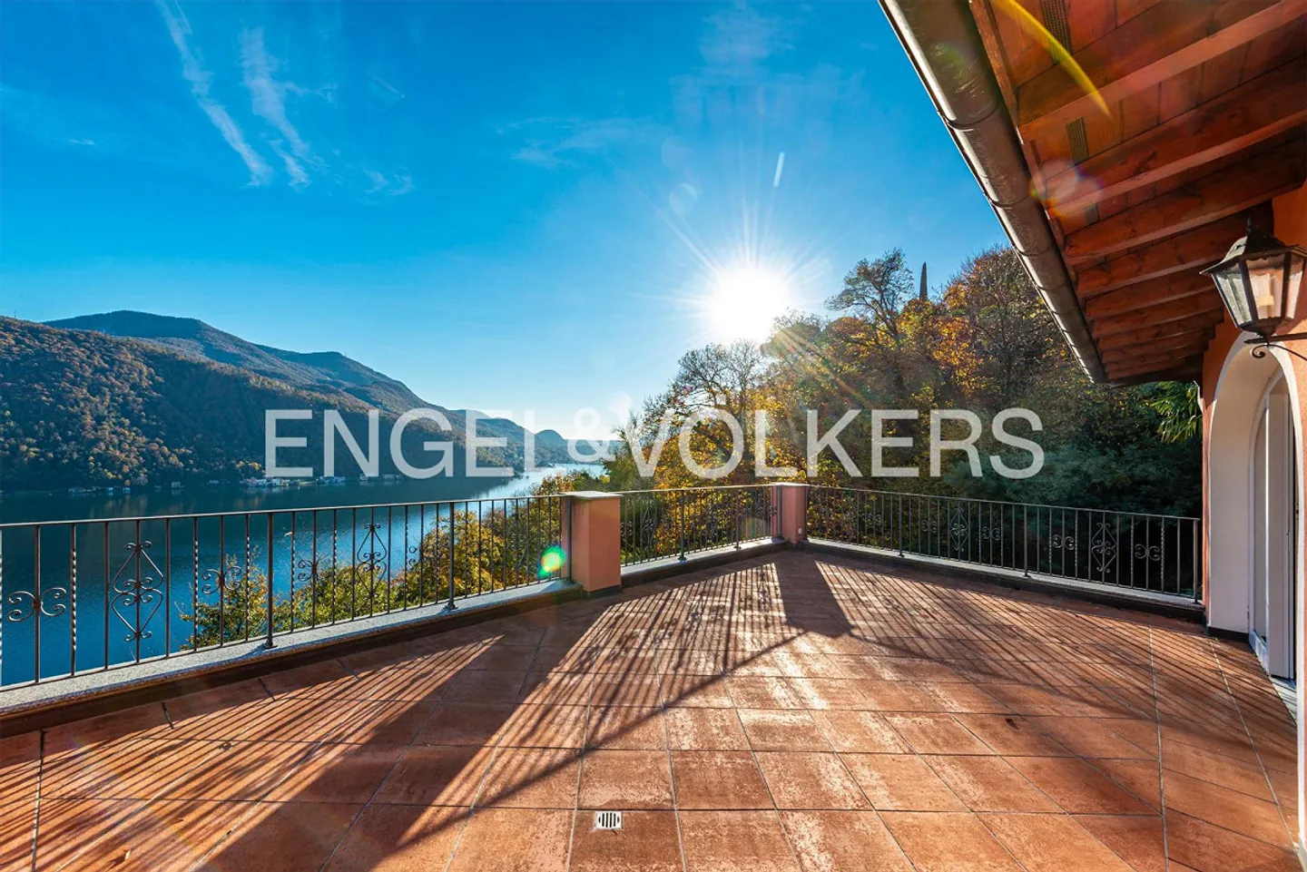 Mediterranean Elegance with Lake View - Photo 10 of 13