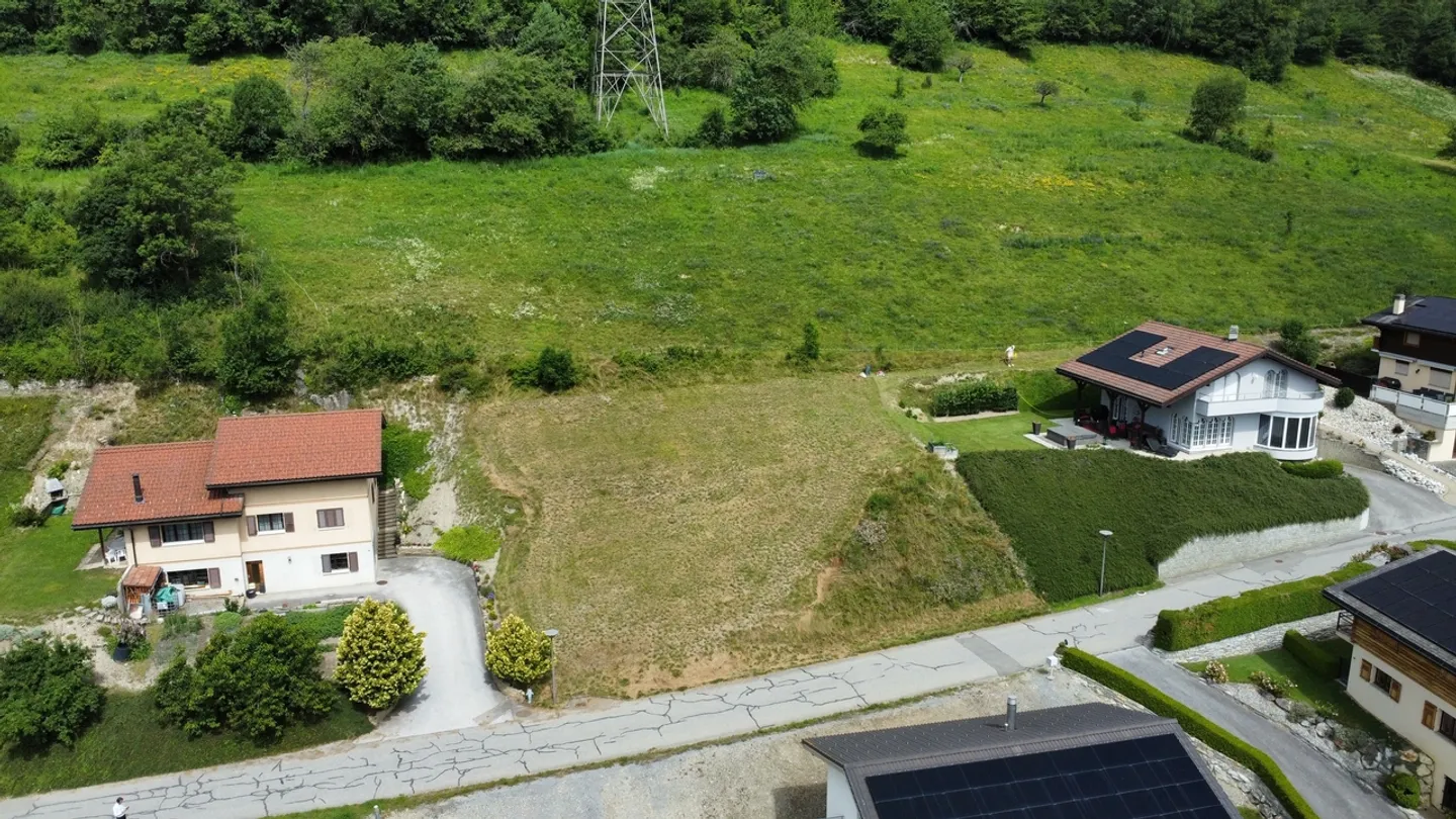 Terrain à bâtir: Une occasion exceptionnelle pour construire votre futur chez-vous à Conthey ! - Photo 2 sur 6