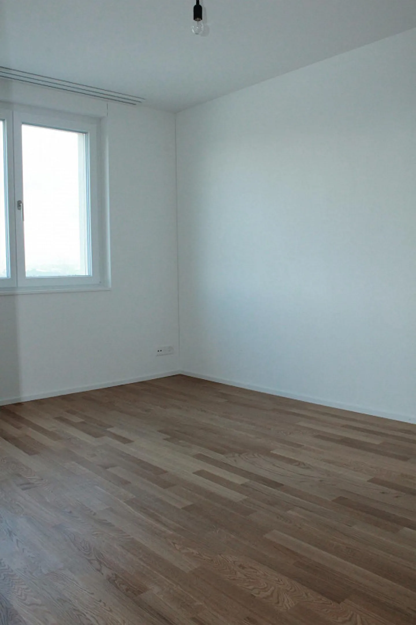 Appartamento confortevole di 4,5 stanze nel centro di Hildisrieden - Foto 8 di 12