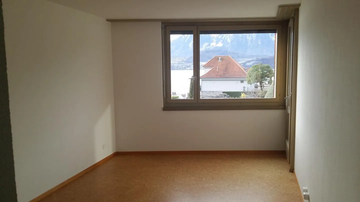 Appartamento direttamente sul lago di Thun - Foto 9 di 12