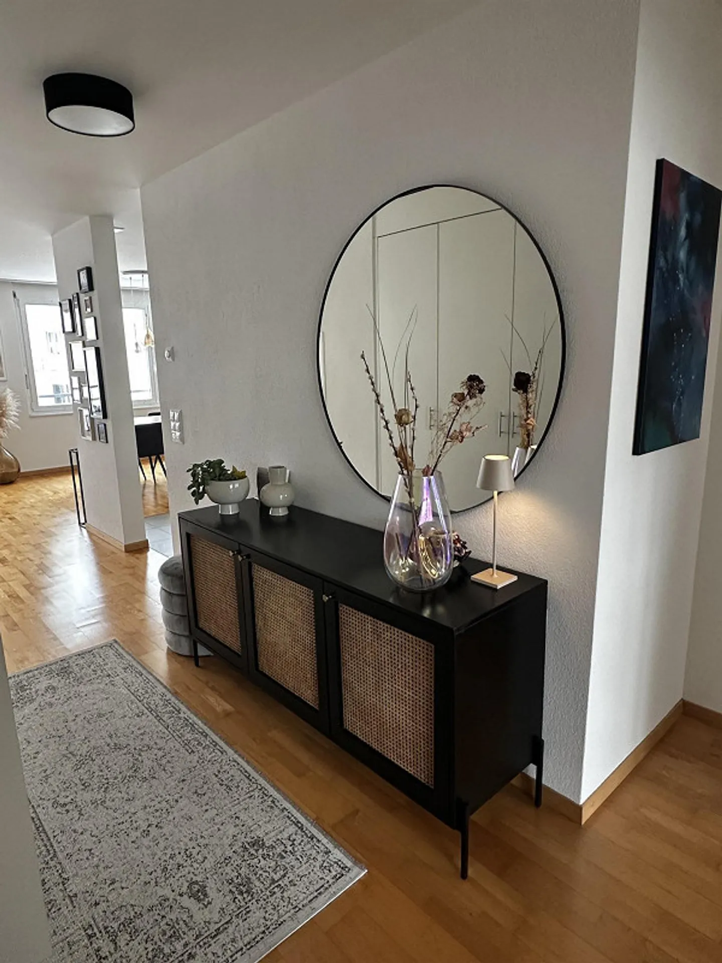 Helle 3.5 Zimmerwohnung in super Lage mit grossem Balkon - Foto 6 von 13