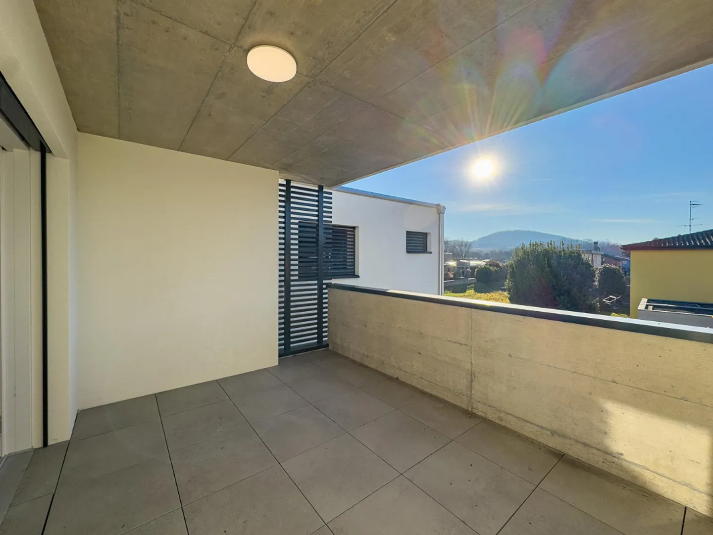 Appartement moderne meublé à Genestrerio - Photo 5 sur 8