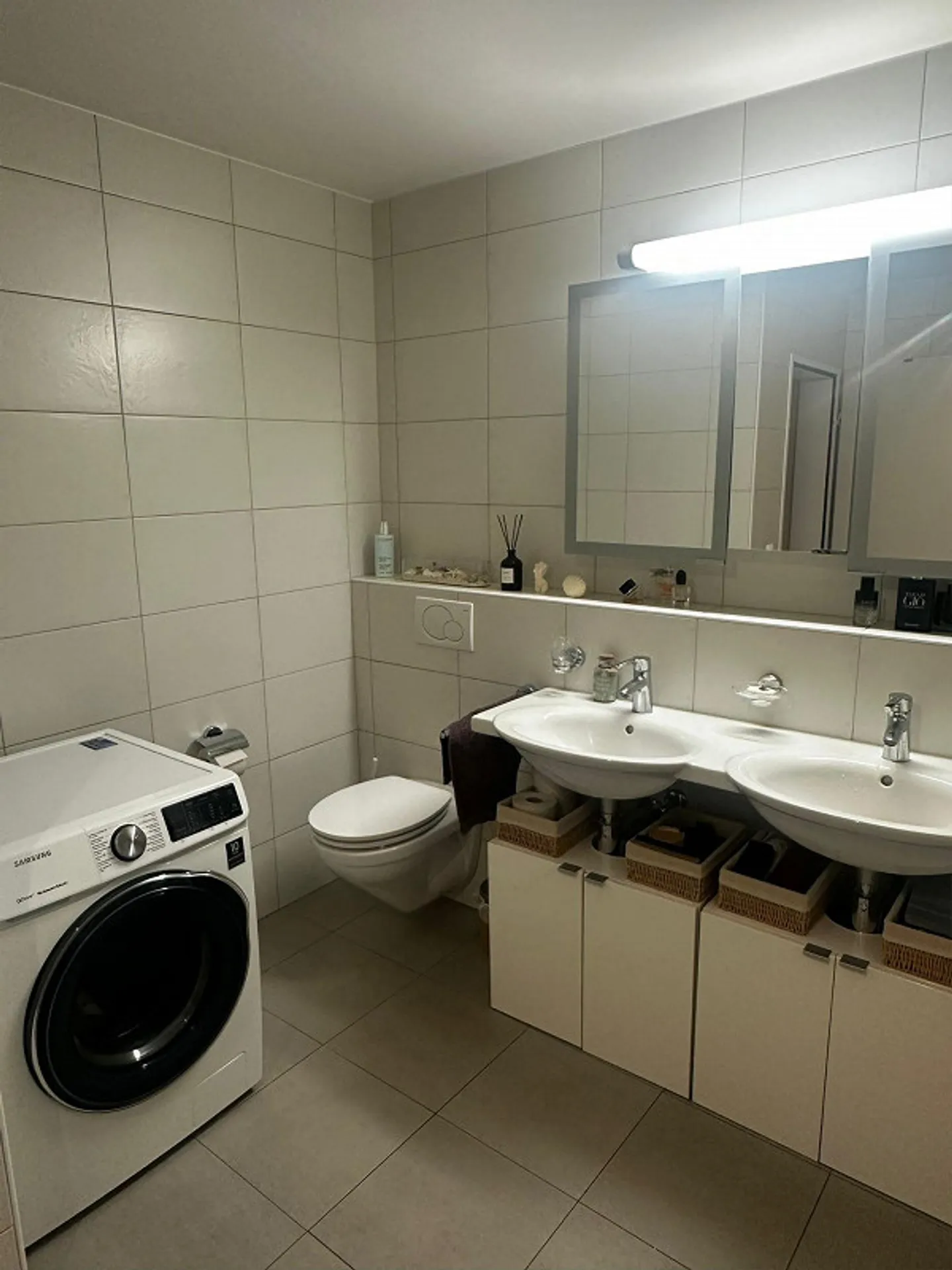 Helle 3.5 Zimmerwohnung in super Lage mit grossem Balkon - Foto 9 von 13