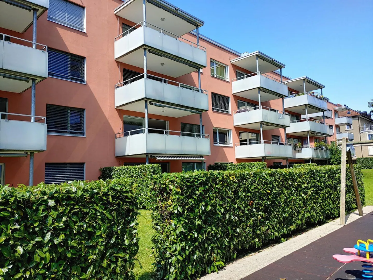 Helle 3.5 Zimmerwohnung in super Lage mit grossem Balkon - Foto 12 von 13